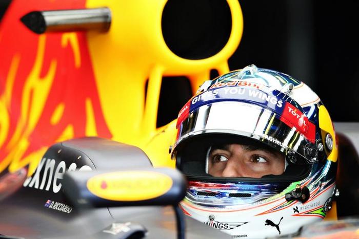 ___4823692___https:______static.pulse.com.gh___webservice___escenic___binary___4823692___2016___3___19___13___danielricciardo-cropped_vrt8ke39i0911070xtkkzk87b_2