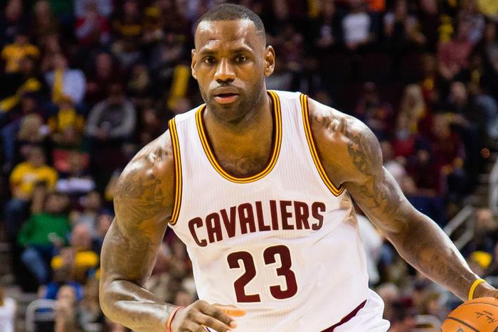 ___4663431___https:______static.pulse.com.gh___webservice___escenic___binary___4663431___2016___2___9___14___lebronjames-cropped_1wyznrm2dx9a81243fwij7pphw