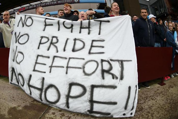 ___4900697___https:______static.pulse.com.gh___webservice___escenic___binary___4900697___2016___4___9___20___astonvilla-cropped_zrq6yzm400qe1c316uui5tslz