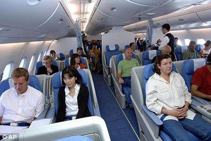 ___4817814___https:______static.pulse.com.gh___webservice___escenic___binary___4817814___2016___3___17___20___Plane+cabin