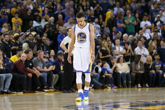 ___4874471___https:______static.pulse.com.gh___webservice___escenic___binary___4874471___2016___4___26___7___stephencurry-cropped_1jai7x6lccr8w1oa44ray69lrd_2