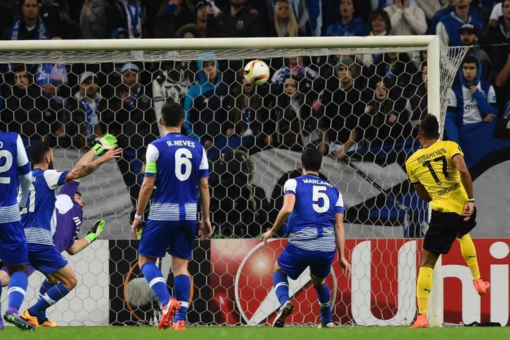 ___4730647___https:______static.pulse.com.gh___webservice___escenic___binary___4730647___2016___2___26___1___aubameyang-casillas-porto-dortmund-cropped_10e0n4mzbj2b41jupkjmcn0ow0_2