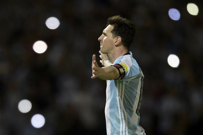 ___4927376___https:______static.pulse.com.gh___webservice___escenic___binary___4927376___2016___4___17___11___lionelmessi-cropped_frjpcvz5fsb016wc2qd75uejo