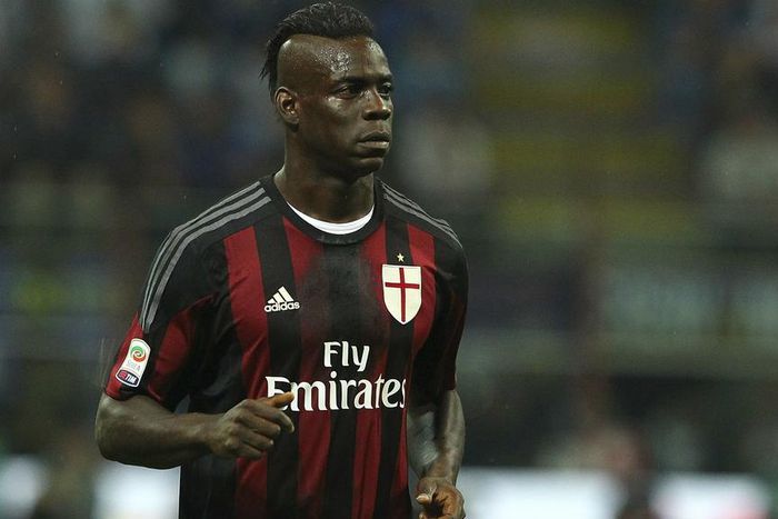 ___4549980___https:______static.pulse.com.gh___webservice___escenic___binary___4549980___2016___1___12___17___mario-balotelli-cropped_159r7g8mlxkig1u7sgguinj4hr