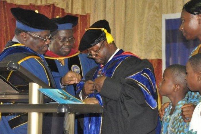 Professor Daniel K. Bediako, Vice Chacellor of Valley View University [Middle]