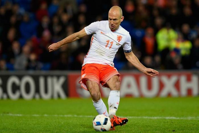 ___4817026___https:______static.pulse.com.gh___webservice___escenic___binary___4817026___2016___3___17___18___arjen-robben-cropped_uic3luuimiik1cwd74mlpp5ix_2