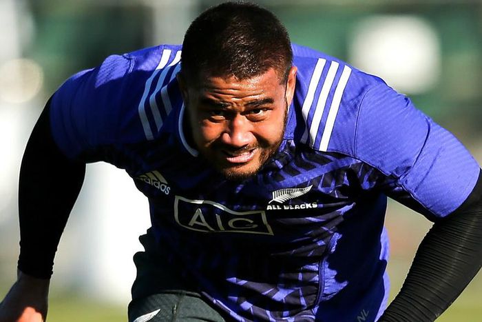 ___4574144___https:______static.pulse.com.gh___webservice___escenic___binary___4574144___2016___1___19___5___nepolaulala-cropped_1gya8ceyi4nb6107s3cl6nt25g