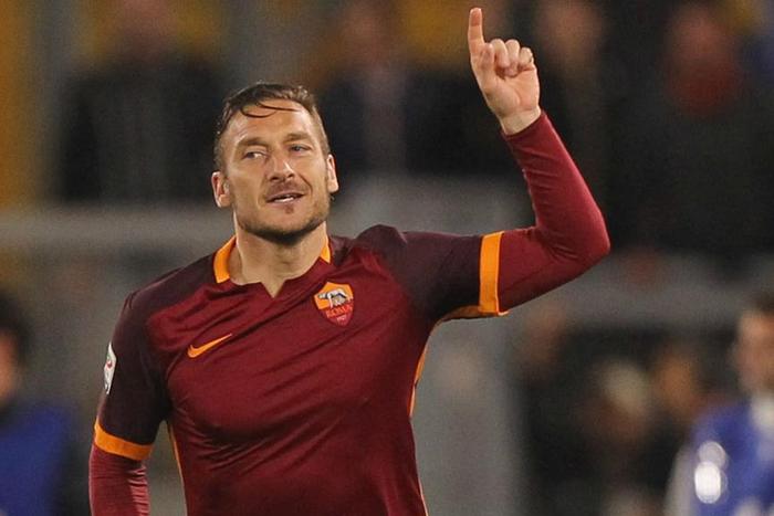 ___4942587___https:______static.pulse.com.gh___webservice___escenic___binary___4942587___2016___4___24___3___francescototti-cropped_s906ljx09e5819dahzefqw75o
