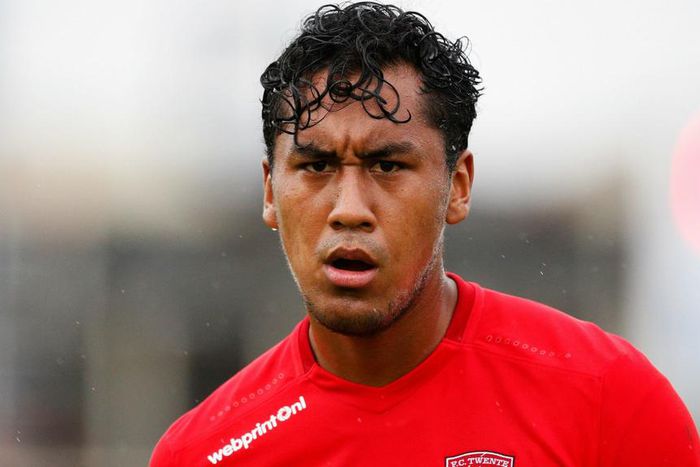 ___4613937___https:______static.pulse.com.gh___webservice___escenic___binary___4613937___2016___1___27___19___renato-tapia-cropped_q0fapx3l9mbc1jm7wuemedwh2