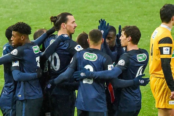 ___4517344___https:______static.pulse.com.gh___webservice___escenic___binary___4517344___2016___1___3___18___zlatanibrahimovic-cropped_1sib6z34vyomd1wav7pdr2w6yq_2