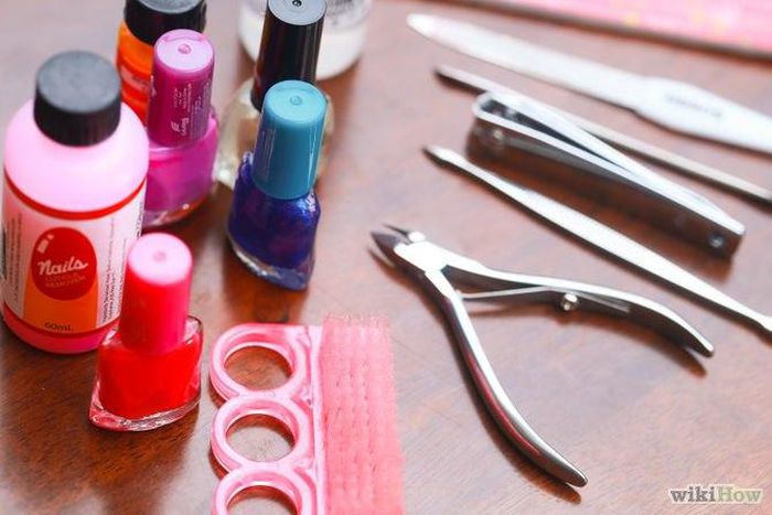 ___4521117___https:______static.pulse.com.gh___webservice___escenic___binary___4521117___2016___1___4___17___670px-Do-a-Pedicure-Step-1-Version-3