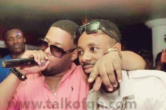 AJ Omo Alajah and former boss, D-Black performing together