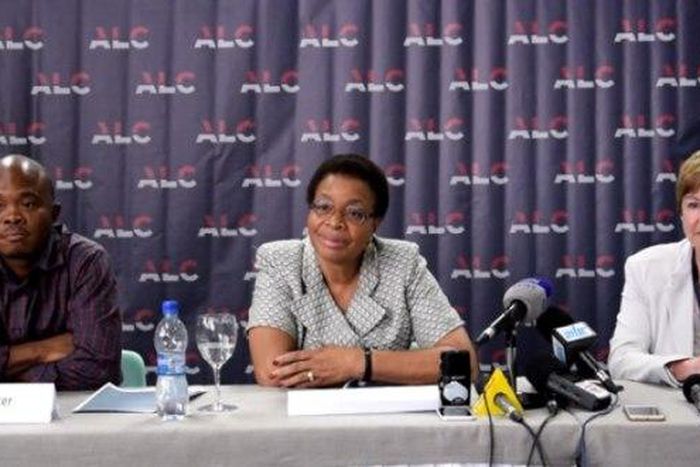 The Chancellor of the University, Madam Graca Machel (middle) flanked by the Founder and CEO of ALU, Mr Fred Swaniker and the Vice Chancellor of the Glasgow Caledonia University, Prof Pamela Gillies
