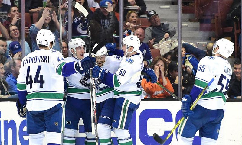 ___4881701___https:______static.pulse.com.gh___webservice___escenic___binary___4881701___2016___4___5___13___vancouvercanucks-cropped_mypl2wduq4gj1mmvyivxrdmcx_2