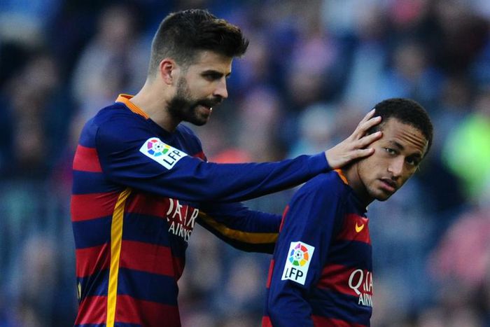 ___4879671___https:______static.pulse.com.gh___webservice___escenic___binary___4879671___2016___4___4___17___pique-neymar-cropped_1b4zeuv1rtsi91kmtngap5o868_2