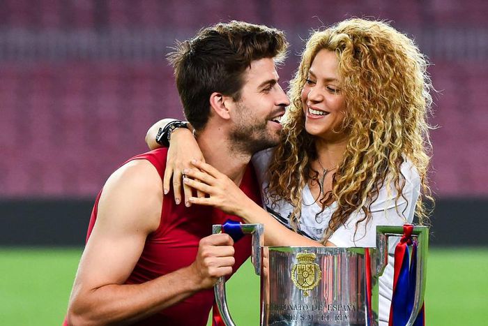 ___4558602___https:______static.pulse.com.gh___webservice___escenic___binary___4558602___2016___1___14___17___shakira-cropped_1auctj4snqjgi10cl7yelex9k4_2