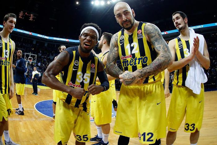 ___4560473___https:______static.pulse.com.gh___webservice___escenic___binary___4560473___2016___1___15___6___fenerbahce-cropped_17w8rklf1a27r18e3asgcm7z9u_2
