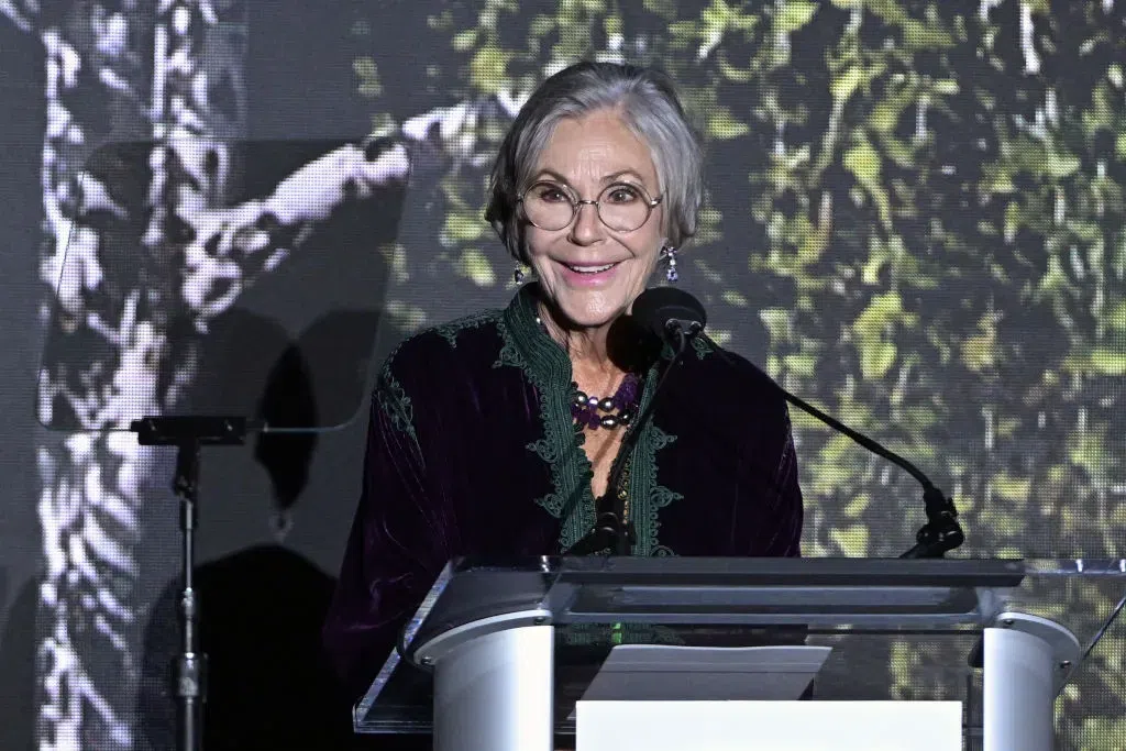 Alice Walton becomes richest woman in the world