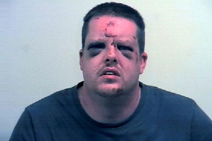 Brave woman beats sex attacker mercilessly after he tried to rape her