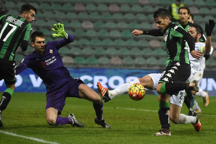 ___4411428___https:______static.pulse.com.gh___webservice___escenic___binary___4411428___2015___12___1___4___sassuolo-fiorentina-cropped_kiufzbctws4z1ei9tx6eh3jhl