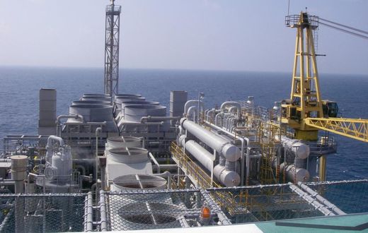 ___4454243___https:______static.pulse.com.gh___webservice___escenic___binary___4454243___2015___12___11___18___offshore-oil-rig1