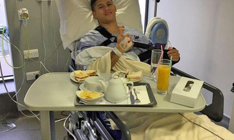 Marcos Rojo undergoes surgery
