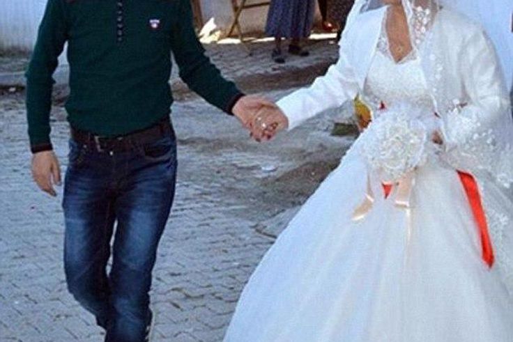 The Syrian bride with the groom, Turkish man Riza Turkal