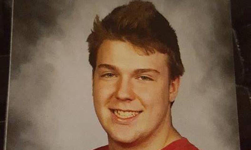 Teenager dies tragically after 'Twerking' on friend's car