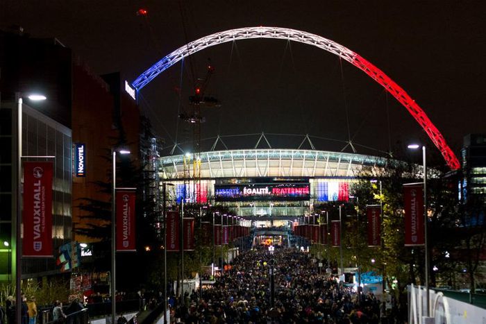 ___4499608___https:______static.pulse.com.gh___webservice___escenic___binary___4499608___2015___12___27___16___wembleystadium-cropped_1o2b9gqkdx89j1v6jjcf9zouf1_2