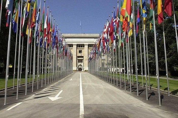 Geneva on security alert, authorities searching for suspects