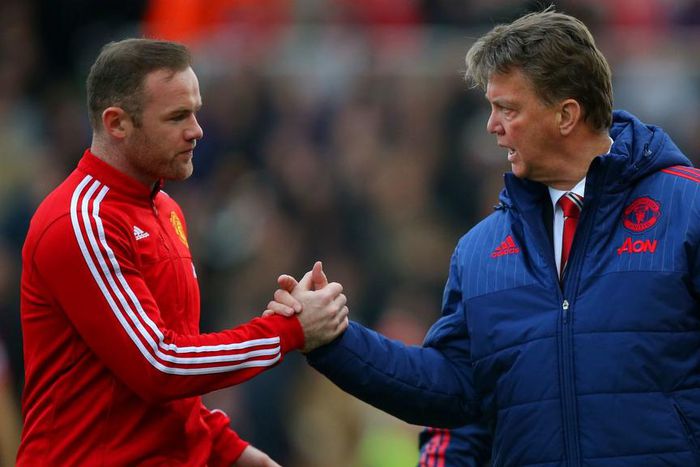 ___4503418___https:______static.pulse.com.gh___webservice___escenic___binary___4503418___2015___12___29___0___rooney-and-lvg-cropped_6oz9fvw658q114lv8socb0zu6_1