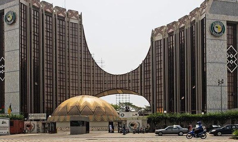 ___4358830___https:______static.pulse.com.gh___webservice___escenic___binary___4358830___2015___11___14___12___ecowas-hq-blog