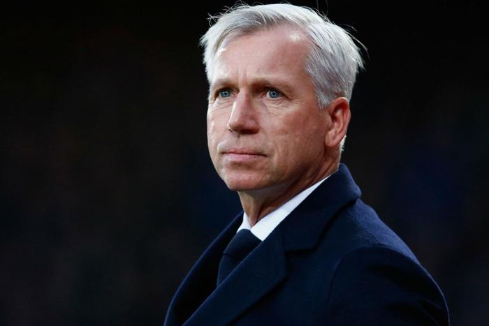 ___4495113___https:______static.pulse.com.gh___webservice___escenic___binary___4495113___2015___12___24___20___alan-pardew-cropped_wevhizd3bsxe16cjdbl4mc71m_1