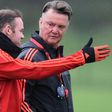 ___4494651___https:______static.pulse.com.gh___webservice___escenic___binary___4494651___2015___12___24___15___wayne-rooney-louis-van-gaal-cropped_1um3x6ktu24h2136invlombn82