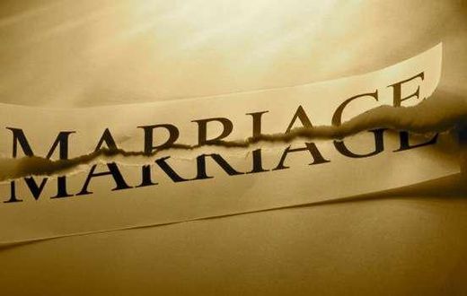 ___4310588___https:______static.pulse.com.gh___webservice___escenic___binary___4310588___2015___10___30___15___Broken-Marriage1