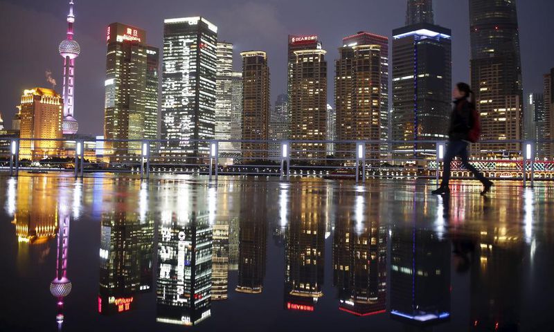 China's biggest challenge is negotiating middle income gap - state planner