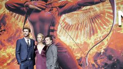 ___4330035___https:______static.pulse.com.gh___webservice___escenic___binary___4330035___2015___11___5___15___pg-6--hunger-games-1-ap_1