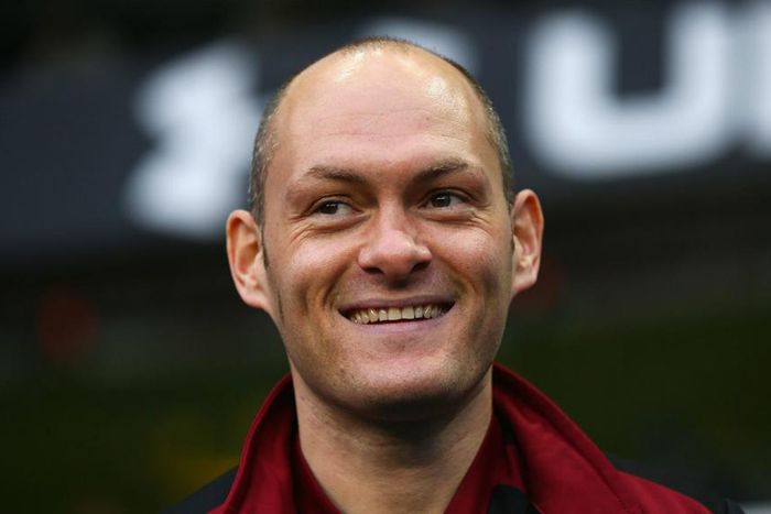 ___4503115___https:______static.pulse.com.gh___webservice___escenic___binary___4503115___2015___12___28___21___alexneil-cropped_bv3cj10osncs1ujyzf1cx1ick_1