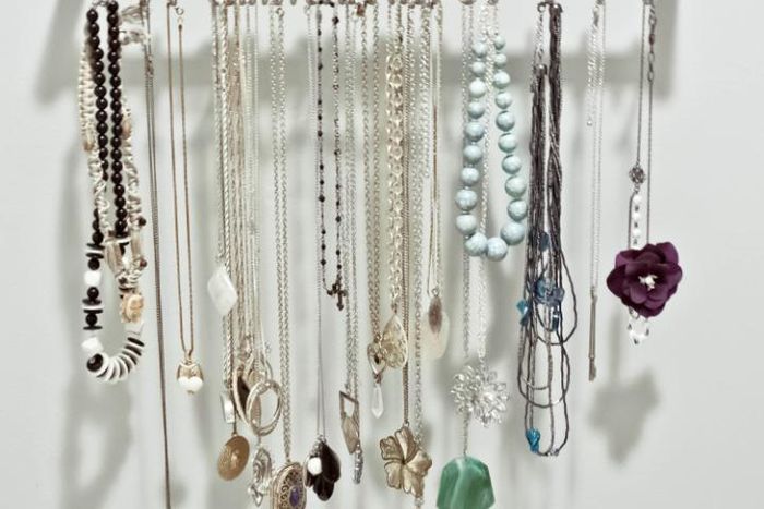 ___4504504___https:______static.pulse.com.gh___webservice___escenic___binary___4504504___2015___12___29___10___dolci-designs-towel-rod-large_1