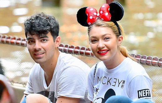 Gigi Hadid and Joe Jonas split