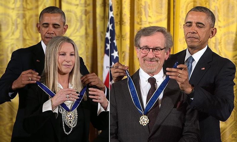 Barack Obamam honors Barbra Streisand, Steven Spielberg and 17 others with the Medal of Fredom at the White House