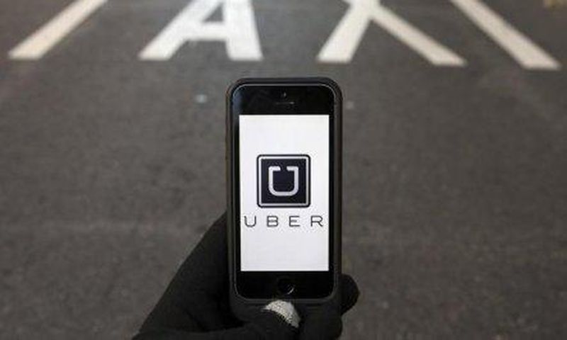 Three Goldman bankers leave for Uber as tech world raids Wall St talent