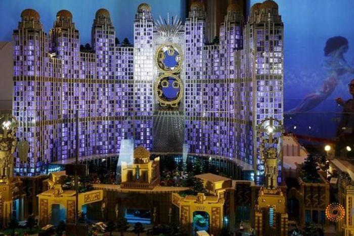 Melco opens $3.2 bln casino with bet on Batman to revive fortunes