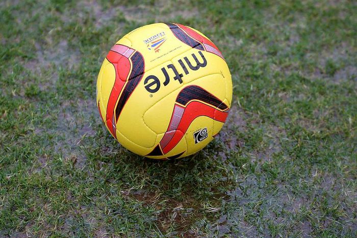 ___4498109___https:______static.pulse.com.gh___webservice___escenic___binary___4498109___2015___12___26___17___wetpitch-cropped_byppog2i9cnr1buwev90hwt8s_1