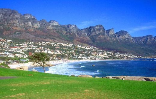 ___4302695___https:______static.pulse.com.gh___webservice___escenic___binary___4302695___2015___10___28___15___12SA28-Cape-Town-Sun-City-Victoria-Falls-Botswana-2