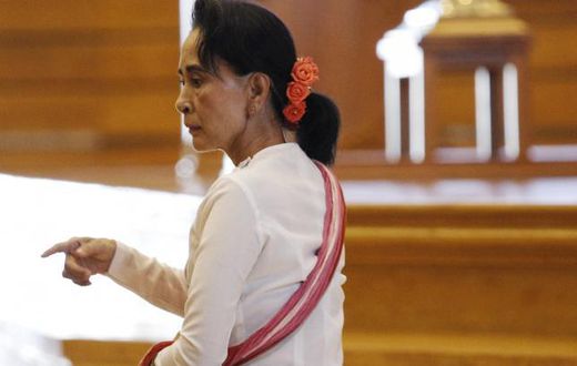 Myanmar's Suu Kyi blames lack of safety regulations for deadly landslide