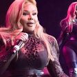  Lil Kim puts on a busty diplay at Liacouras Center