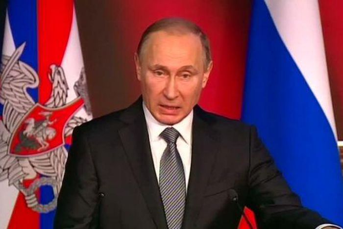 Top Russian general says Moscow backs opposition offensive in Syria