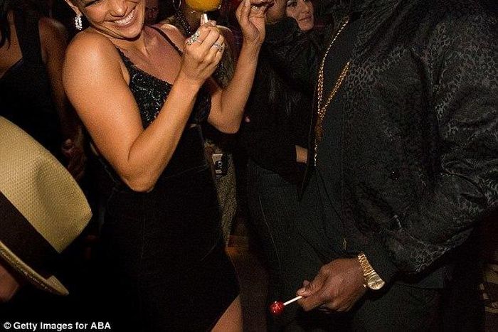Jennifer Lopez and P Diddy party after AMA 2015