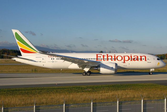 ___4333245___https:______static.pulse.com.gh___webservice___escenic___binary___4333245___2015___11___6___13___Ethiopian_Airlines_Boeing_787-8_ET-AOS_FRA_2012-10-28